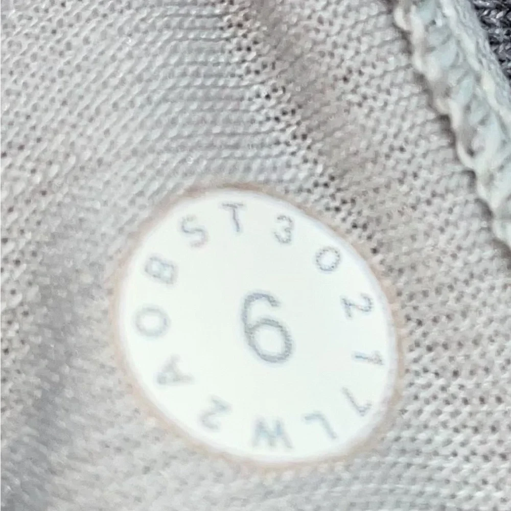 Lululemon sport bra size 6 - Picture 5 of 7